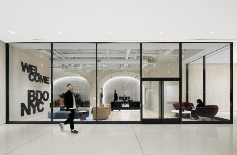 HIPCH_BDO_NYC_FryGillian_231102_8170-scaled-e1718034596190