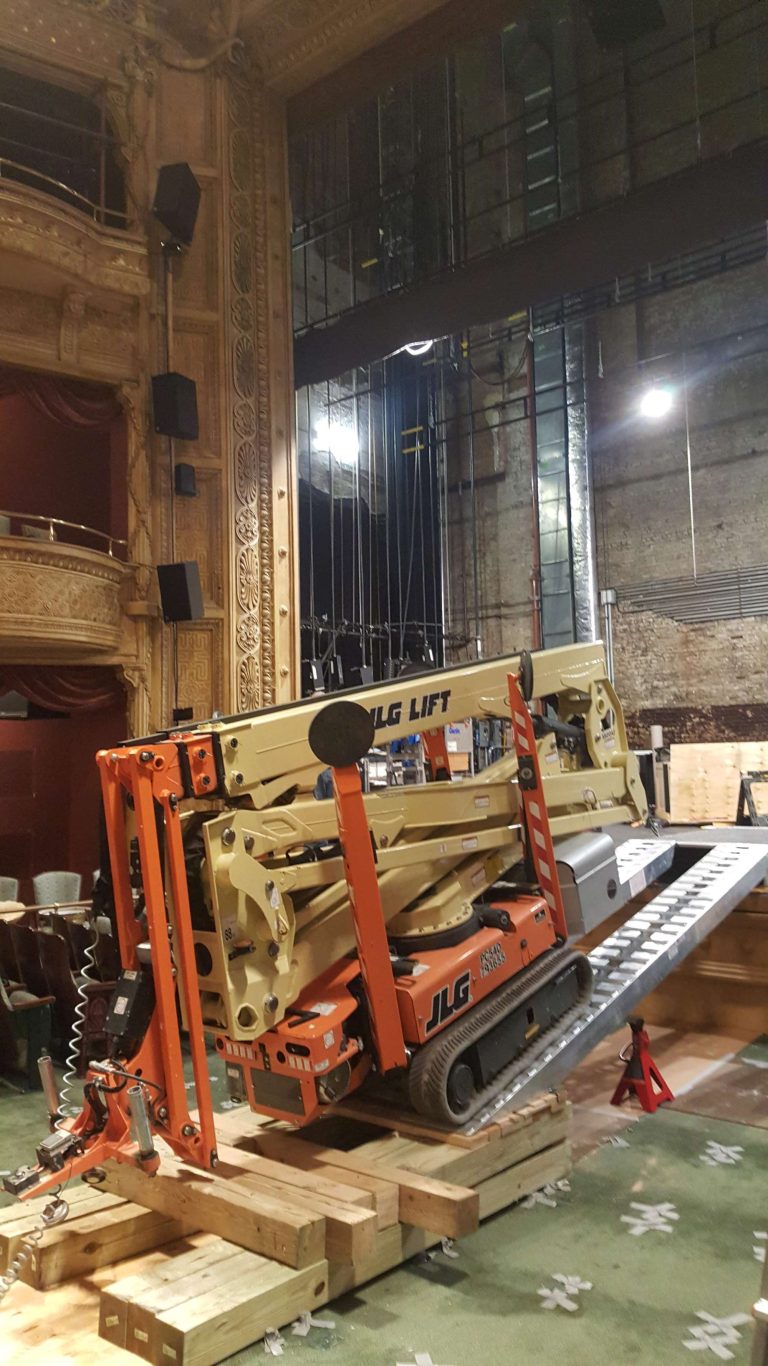 Theater2